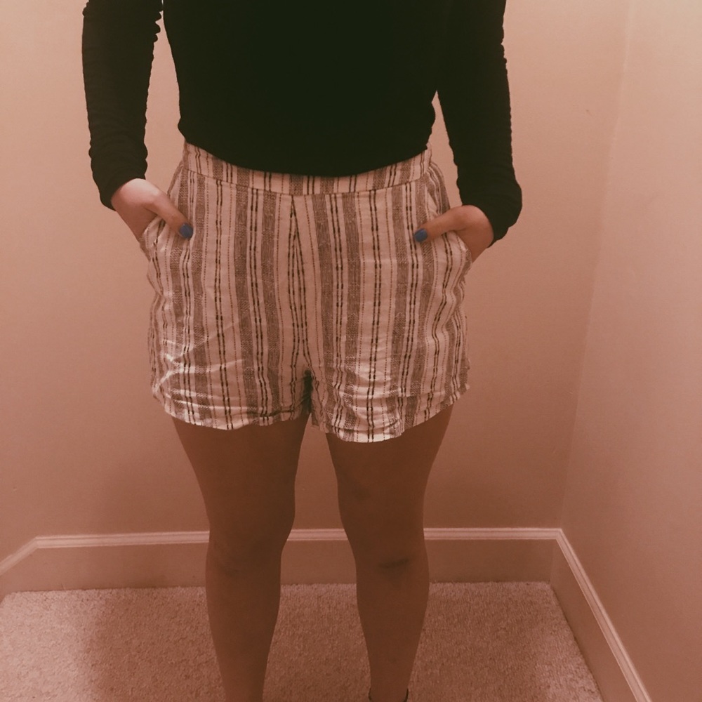 Stripped shorts